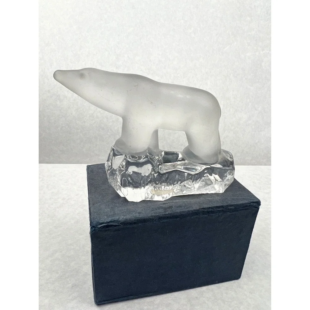 Reijmyre Mid Century Crystal Polar Bear Iceberg Sculpture Glows Green w/light - Picture 3 of 3